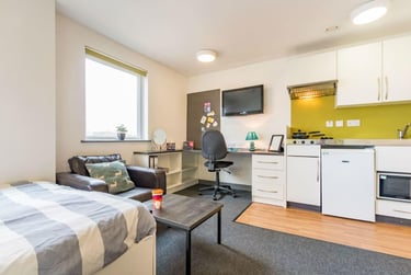 1 bed studio, 70 Russell Street, Radford, Nottingham, NG74FE - Image 3